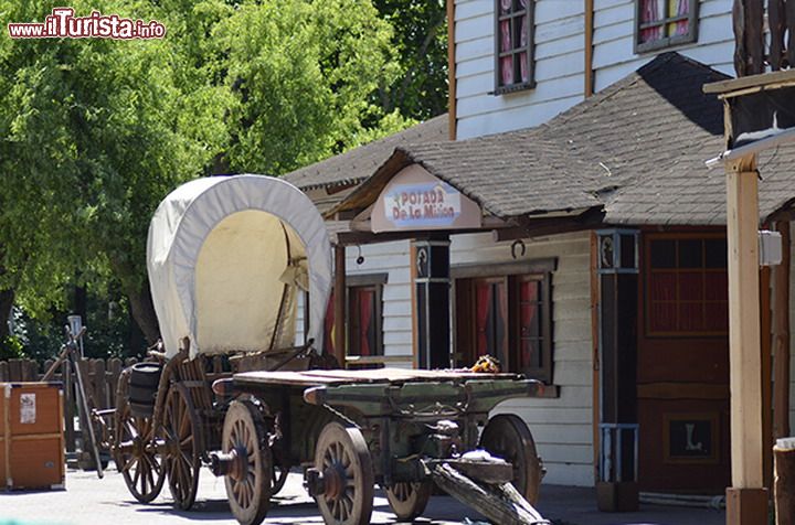 Immagine Il Far west di fiabilandia a Rimini: qui si trova anche la Miniera d'Oro - © Fiabilandia