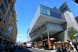 Il museo Whitney a New York City: disegnato da Renzo Piano si trova nei pressi di High Line - © Onnes / Shutterstock.com