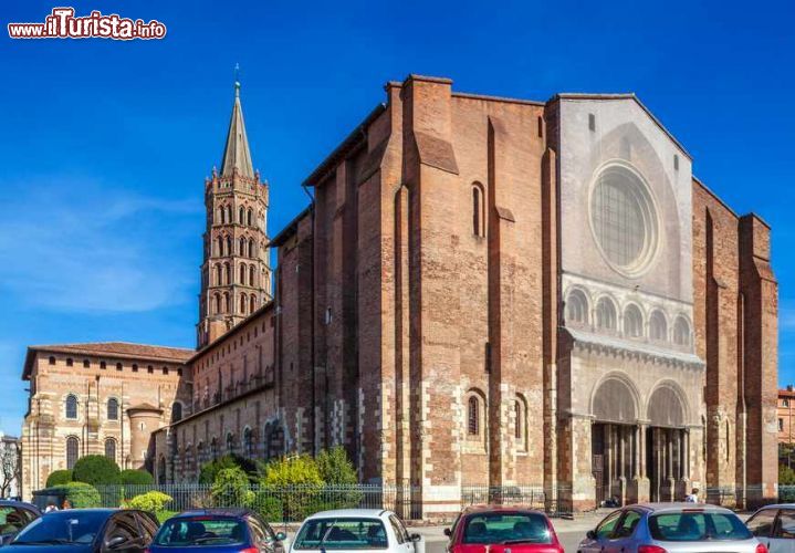 Immagine I lavori di costruzione della Basilica di Saint-Sernin di Tolosa (Toulouse) cominciarono tra il 1070 e il 1080 e si protrassero per diversi secoli 