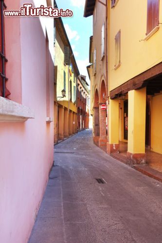 Immagine Passeggiando per i vicoli del ghetto ebraico di Bologna - © Valeria Moschet / www.mylovelybologna.com