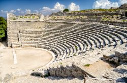 Il teatro greco di Segesta, uno dei capolavori della Sicilia greca nella porzione occidentale dell'isola