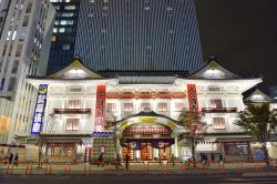 Il teatro Kabuki-za nel quartiere di GInza a Tokyo - © Imagepocket / Shutterstock.com