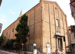 Datata 13° secolo, la chiesa di Sant'Agostino o ex San Giovanni Evangelista si trova in centro a Rimini - © Sailko, CC BY-SA 3.0, Wikipedia