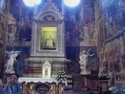 La cappella del Corporale dentro al Duomo di Orvieto