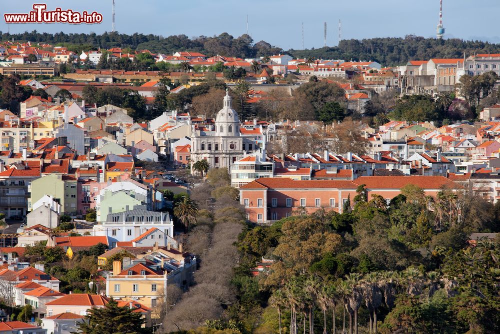Immagine Il panorama delle case del quartiere di Belém a Lisbona.