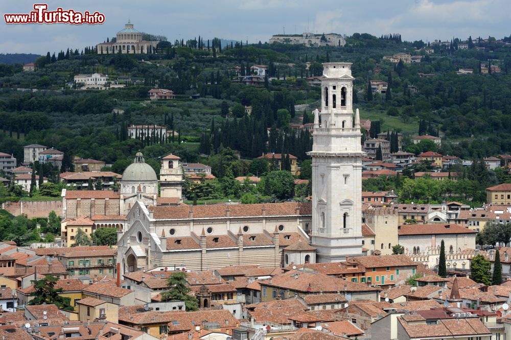 Immagine Il centro di Verona e la Cattedrale di Santa Maria Matricolare