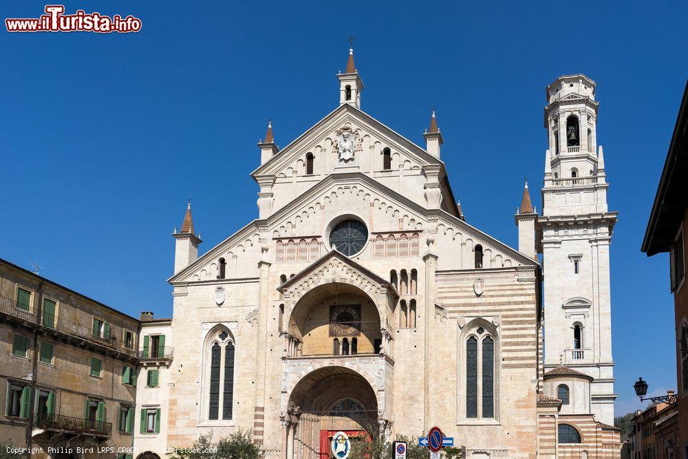 Immagine La facciata della Cattedrale di Verona - © Philip Bird LRPS CPAGB / Shutterstock.com