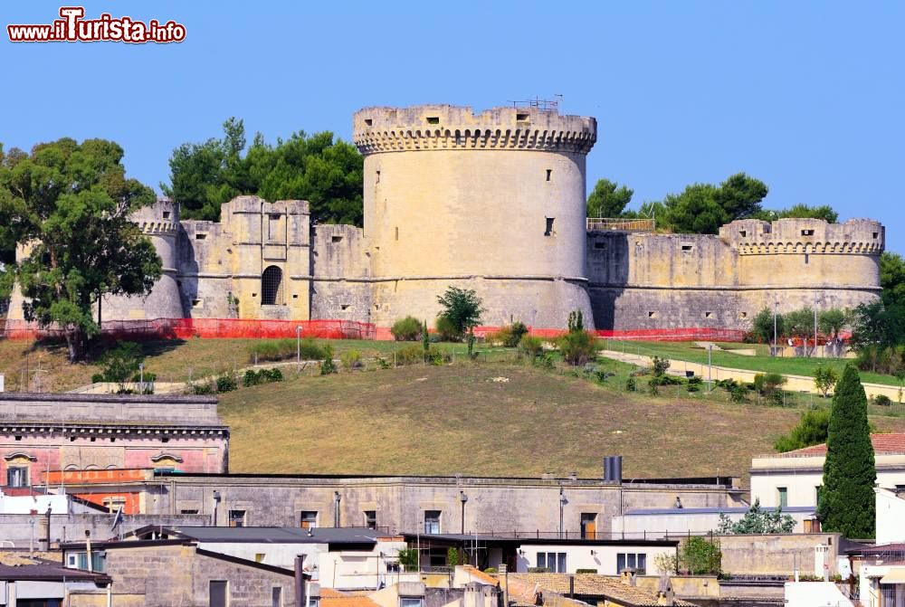 Immagine La Rocca di Matera, ovvero il Castello Tramontano che domina il centro della città
