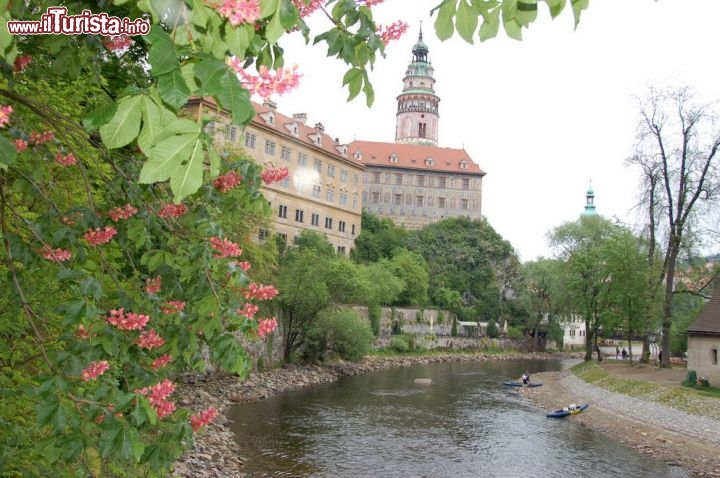 Il fiume Moldava e il Castello di Cesky Krumlov