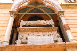 Tra le monumentali Arche Scaligere di Verona c'è la tomba di Can Francesco Della Scala, detto Cangrande I°.