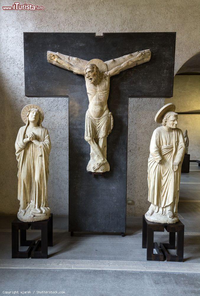 Immagine Il Museo di Castelvecchio a Verona. Qui sono ospitate le statue della Vergine, di San Giovani e la crocifissione di Cristo provenienti dalla Chiesa di San Giacomo - foto © wjarek / Shutterstock.com