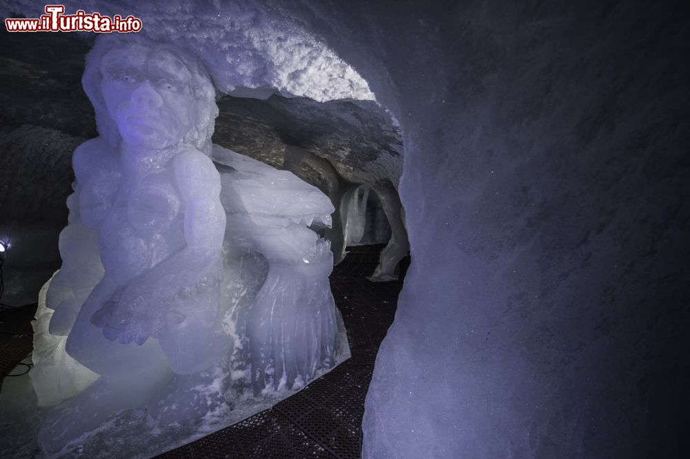 Immagine Grotte de glace: visita alla grotta di ghiaccio a Les 2 Alpes