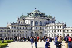 La Palazzina di Caccia di Stupinigi accoglie ogni anno oltre 10.000 visitatori. Il palazzo, appartenuto alla famiglia Savoia, è Patrimonio dell'Umanità dichiarato dall'UNESCO ...