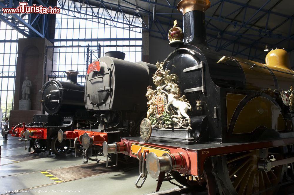 Immagine Locomotive a vapore esposte al National Railway Museum di York - © Daniel Heighton / Shutterstock.com
