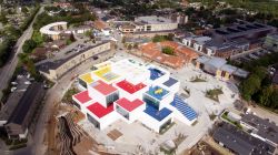 Vista aerea della Lego House in centro a Billund in Danimarca