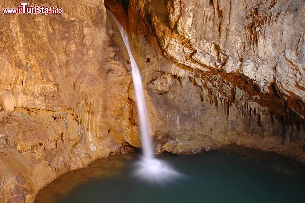 Immagine Le Grotte di Pastena, spettacolare sistema carsico del Lazio - © www.grottepastena.it/