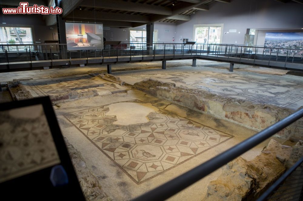 Immagine Interno della Villa di Spello ed i suoi mosaici romani