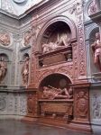 i marmi pregiati della Cappella di Sigismondo, capolavoro del rinascimento nella Cattedrale di Cracovio in Polonia