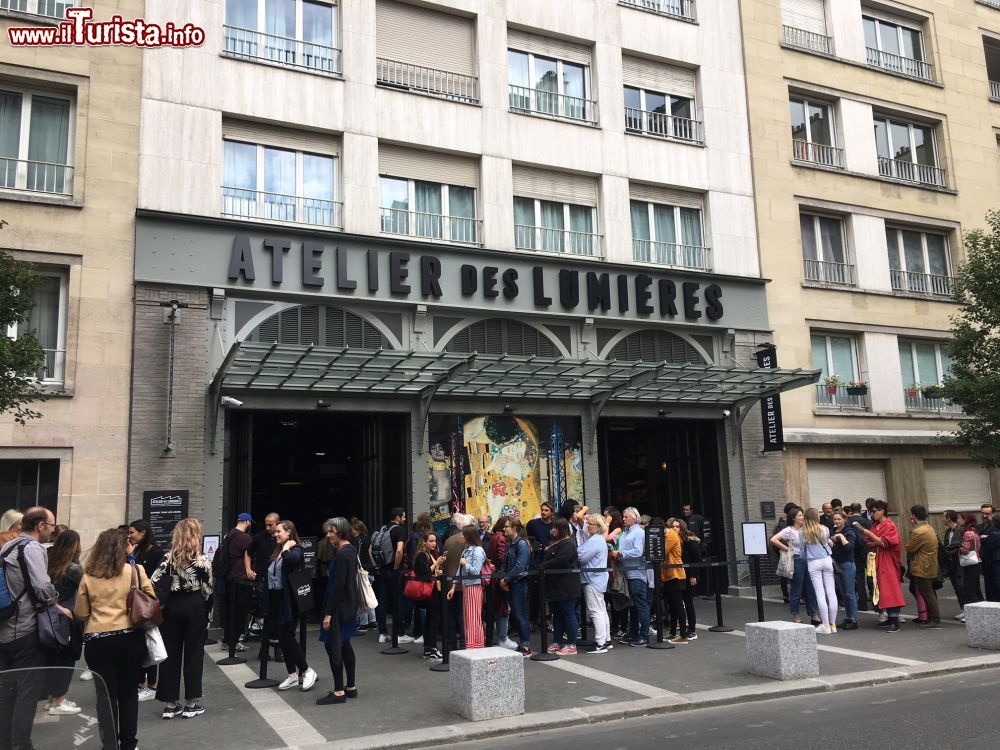 Immagine Ingresso dell'Atelier des Lumieres a Parigi