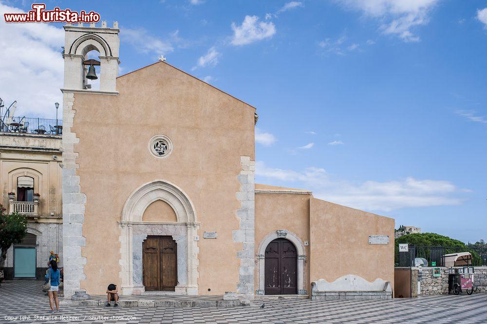 Immagine Antica chiesa di Sant'Agostino in Piazza IX Aprile a Taormina - © Stefanie Metzger / Shutterstock.com