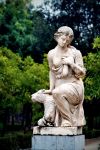 Il Botanical Garden di Palermo (Sicilia). Oltre alla grande ricchezza di piante ospitate, alcune delle quali a grandezza monumentale, il giardino è impreziosito da sculture in marmo e ...