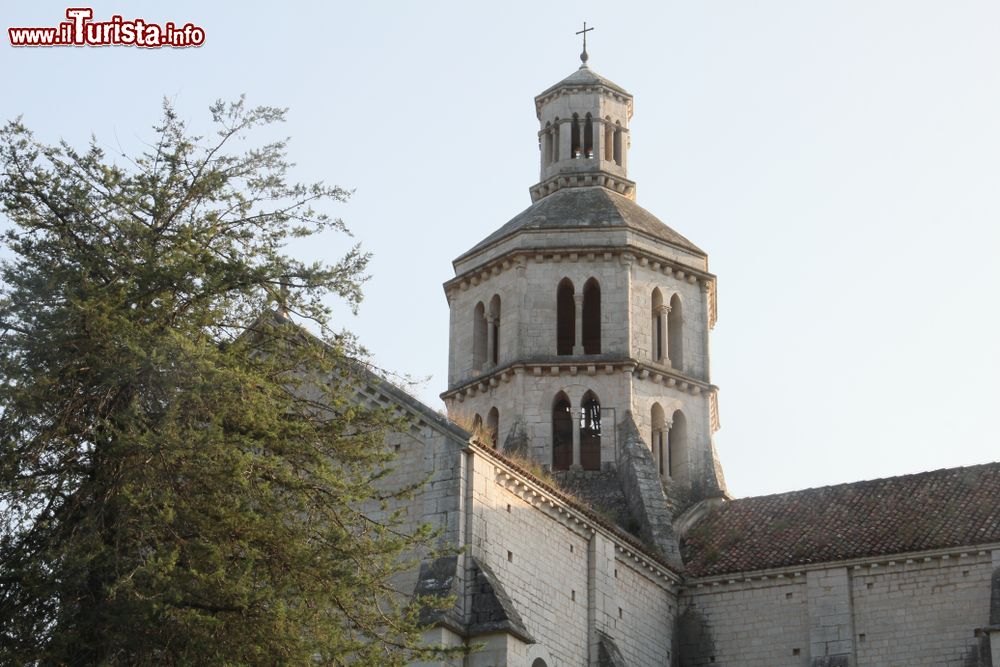 Immagine Il campanile in stile romanico dell'Abbazia di Fossanova nel Lazio