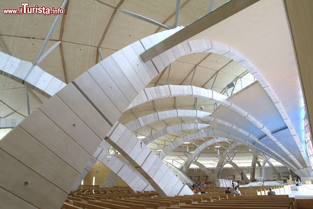 Immagine San Pio di Pietrelcina, il Santuario di San Giovanni Rotondo, architetto Renzo Piano, Puglia
