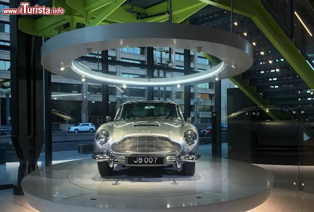Immagine Anche l'automobile di James Bond al Museo Internazionale delle Spie di Washington DC negli USA  - ©  Spy Museum
