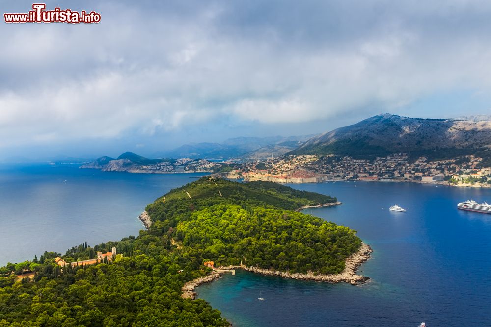Immagine Lokrum, un parco naturale al largo di Dubrovnik in Croazia, una delle perle dell'Adriatico