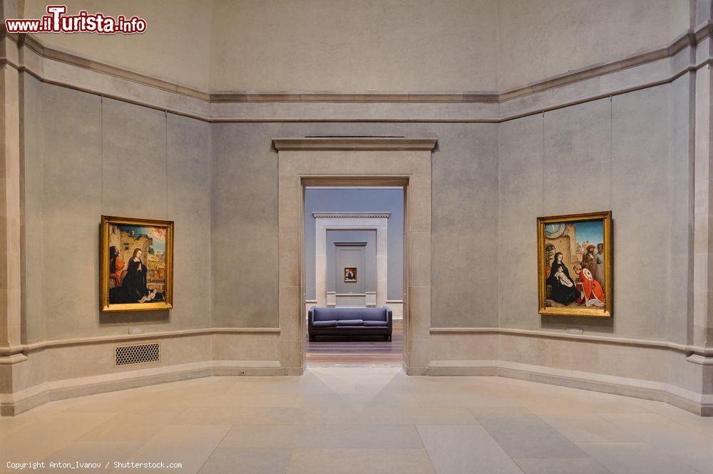 Immagine Una delle sale della Galleria Nazionale di Arte di Washington, USA: qui si trovano capolavori di arte italiana, fiamminga, francese, spagnola, olandese, britannica e americana - © Anton_Ivanov / Shutterstock.com