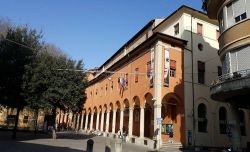 Vista esterna della Pinacoteca nazionale di Bologna - © Mattes, CC BY-SA 4.0, Wikipedia