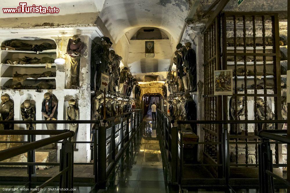 Immagine La visita alle Catacombe dei Cappuccini a Palermo - © Anton Kudelin / Shutterstock.com