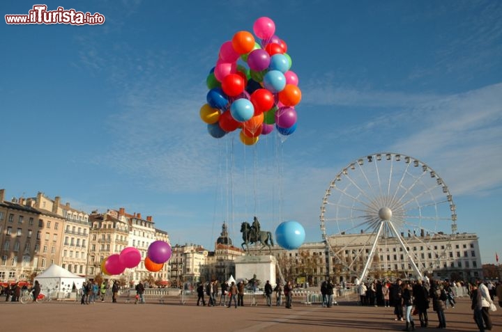 Place Bellecour e la statua di Luigi XIV