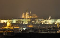 La città di Praga vista dalla suite dell'Hotel ...