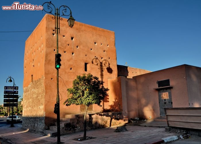Addio a Marrakech e alle sue mura