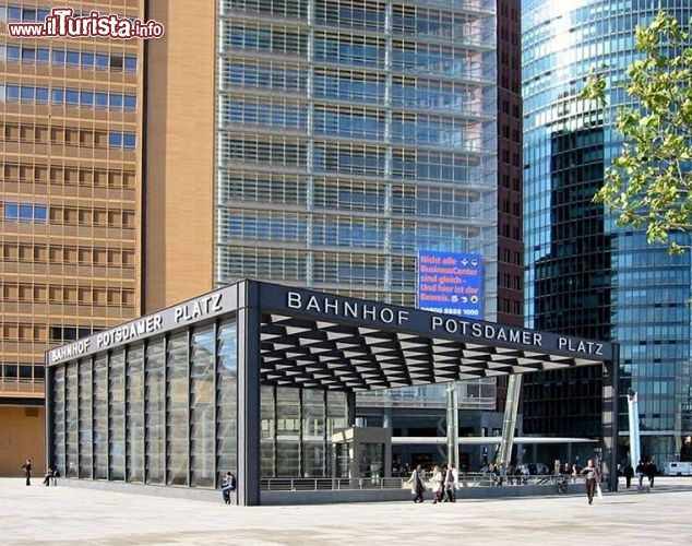 Immagine Stazione ferrovia Berlino Potsdamer Platz