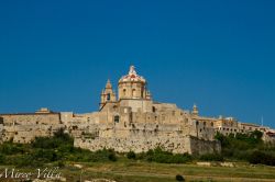 Mdina, la citta fortificata di malta - Vista ...