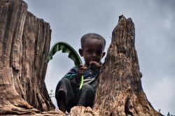 Lalibela bambino alle chiese rupestri - In Etiopia ...