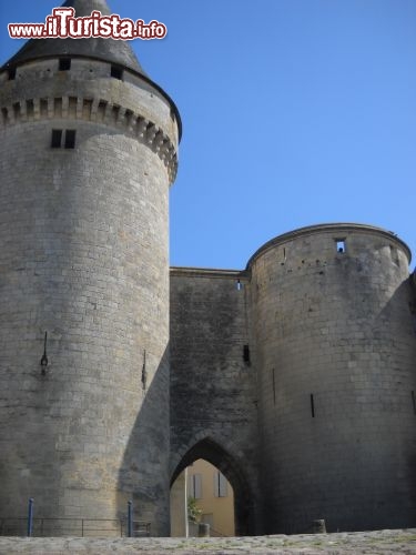 Immagine L'imponente "Porte du Grand Port" di Libourne era in passato il punto d'accesso alla città girondina.