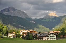 Val di Fassa Trentino panorama al tramonto