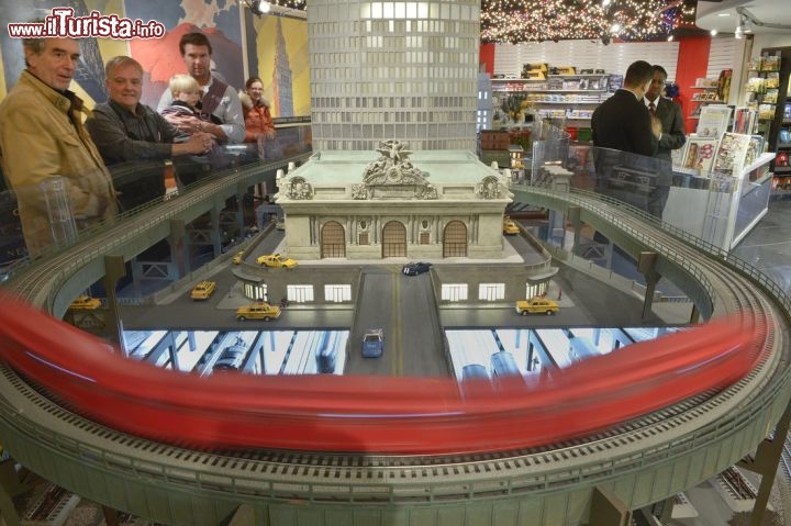 Immagine Plastico natalizio al Grand Central Terminal di NYC - © mta.info