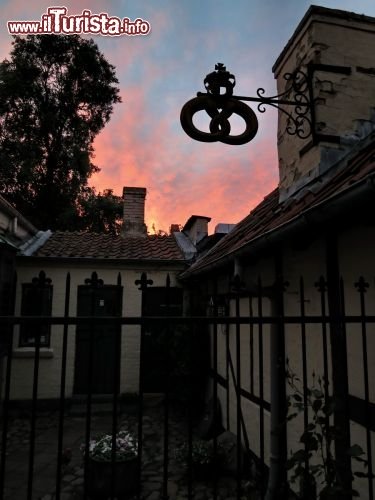 Immagine Ristorante Under Lindetraeet, ricavato in una storica panetteria di Odense vecchia, in Danimarca