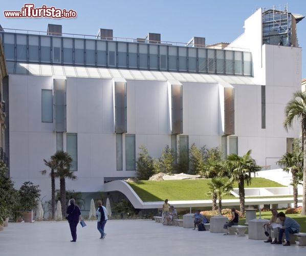 Immagine Il museo Tyssen-Bornemisza di Madrid, la capitale della Spagna - © rubiphoto / Shutterstock.com