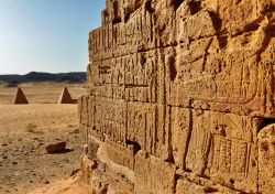 Necropoli reale di Meroe in Sudan, le piramidi ...
