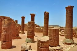 Le colonne nel sito archeologico di Mussawarat ...