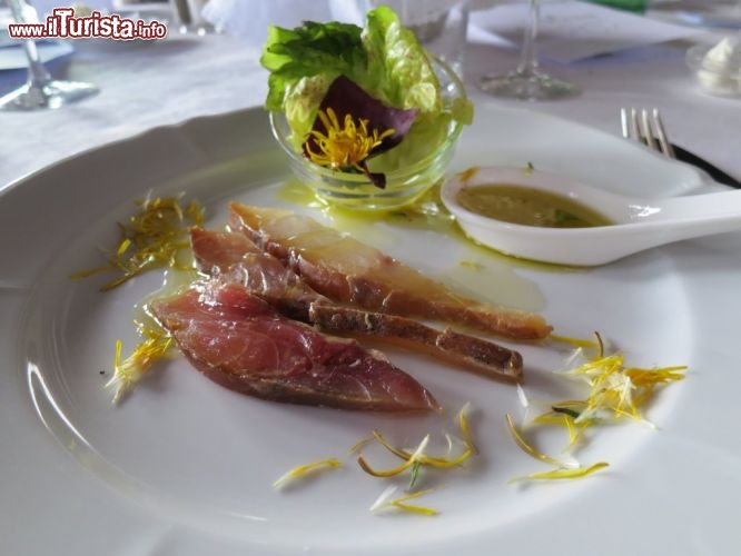 Immagine Uno dei piatti Slow Food gustati al Ristorante Montalbano, nel Canton Ticino (Svizzera)