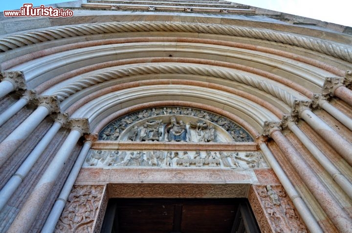 Immagine Portale del Redentore, il magnifico ingresso nel Battistero di Parma