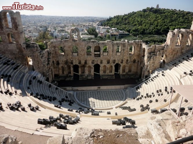 Immagine Il Teatro di Erode Attico si trova sull'Acropoli di Atene