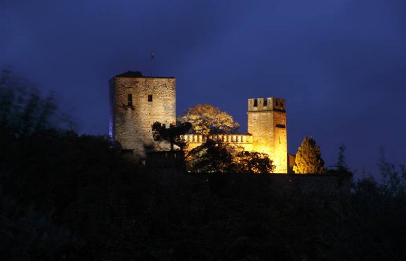 Re Art e i Cavalieri della Tavola Rotonda Gropparello